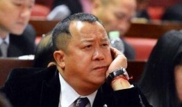 卓伟爆料周三完整版视频,周三完整版视频幕后真相大曝光